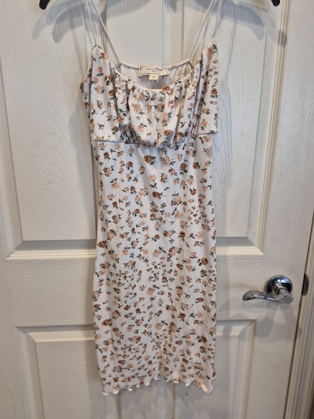 3/30 Floral Spaghetti Strap Midi Dress in Cream and Dusty Pink